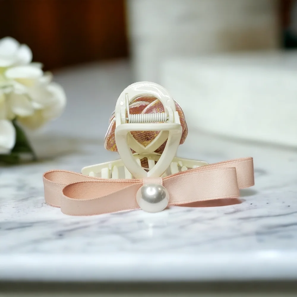 New Luxury Pink Tweed Camellia Pearl Bow Hair Claw Clip